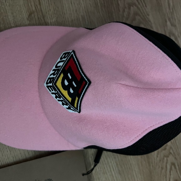 NWT Authentic Burberry Hat - Picture 7 of 7